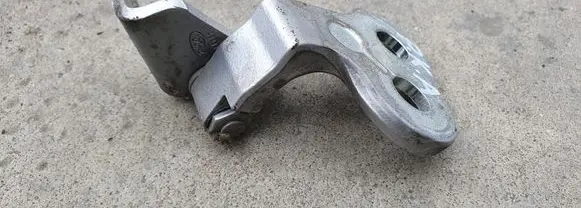 Ford C-MAX II Front door lower hinge 11033GL