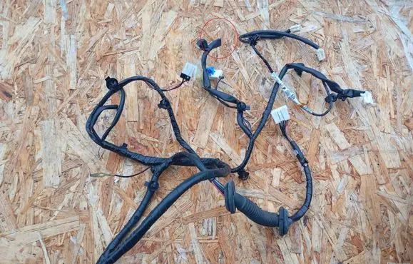 Subaru Outback Tailgate/trunk wiring harness 81817AJ000