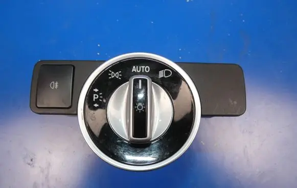 Mercedes-Benz B W246 W242 Light switch 
