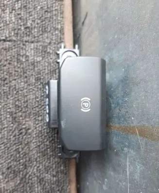 Peugeot 508 Hand parking brake switch 96661121XT