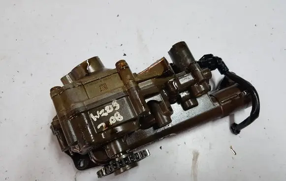 Mercedes-Benz C W205 Oil pump A2741801501IAUTOPI A2741801501