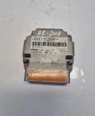 Audi A8 S8 D3 4E Airbag control unit/module 4E0959655H 0285001672 4F0910655D
