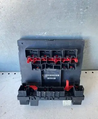 Volkswagen PASSAT B6 Comfort/convenience module 3C0937049E F005V00526 H37VS1002