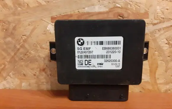 BMW 5 F10 F11 Rear brake EMF control unit/module 6863800 EB686380001