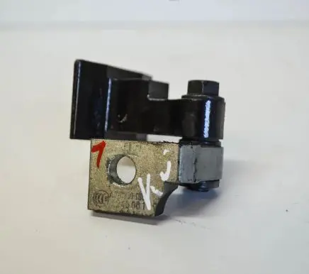 Rear door lower hinge