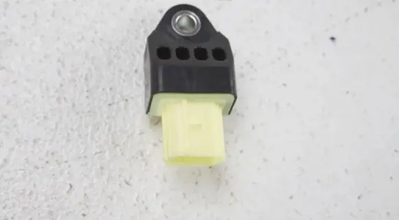 Toyota Auris E180 Airbag deployment crash/impact sensor 8983102160 410ANVD03