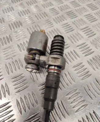 Land Rover Defender Fuel injector BEBE2A00001 MSC100670
