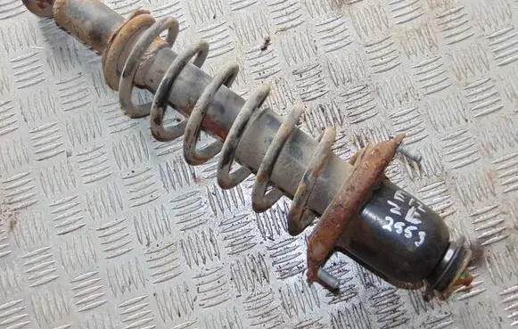 Toyota Corolla E120 E130 Rear shock absorber with coil spring 4853009550 4823102390