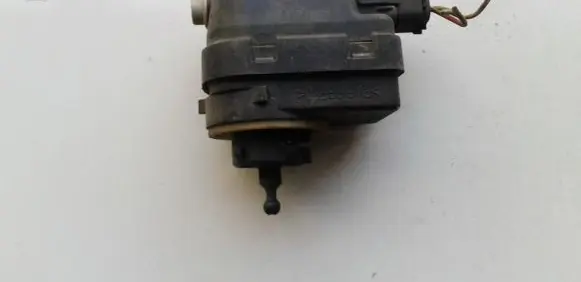 Citroen Xsara Picasso Headlight level adjustment motor 