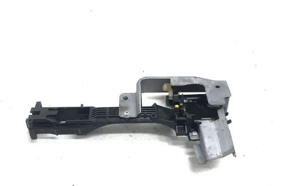 Front door exterior handle/bracket