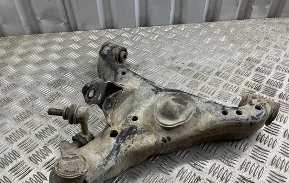 Nissan Navara D23 Front lower control arm/wishbone 