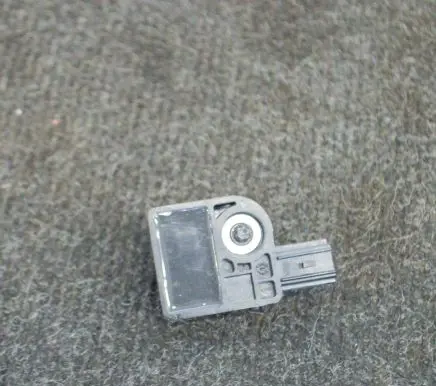 Tesla Model S Airbag deployment crash/impact sensor 100527400B