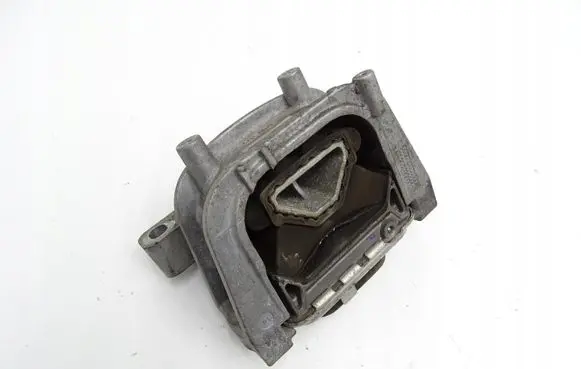 Audi A3 S3 8V Engine mount vacuum valve 5Q0199262CR