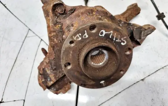 Fiat Stilo Front wheel hub