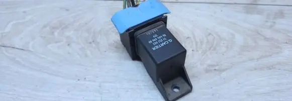 Renault Megane II Glow plug pre-heat relay 9640469680 51252002