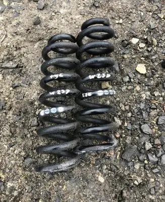 Mercedes-Benz E W238 Rear coil spring
