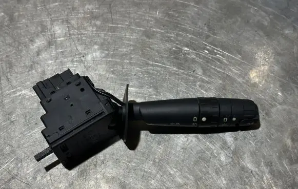 Peugeot 206 Indicator stalk 96357054ZL