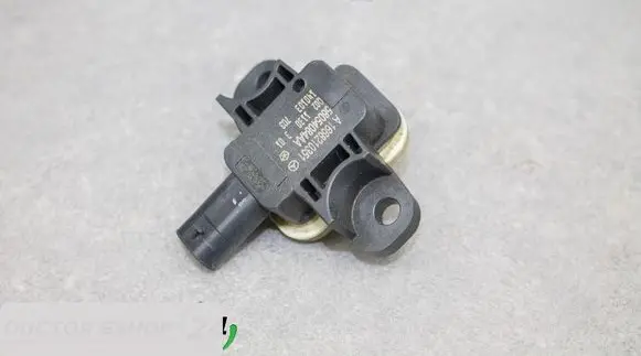 Mercedes-Benz A W176 Airbag deployment crash/impact sensor A1668210351 56054084AA 1668210351