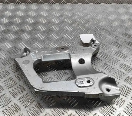 Peugeot 3008 III A/C compressor mount bracket 9842152980