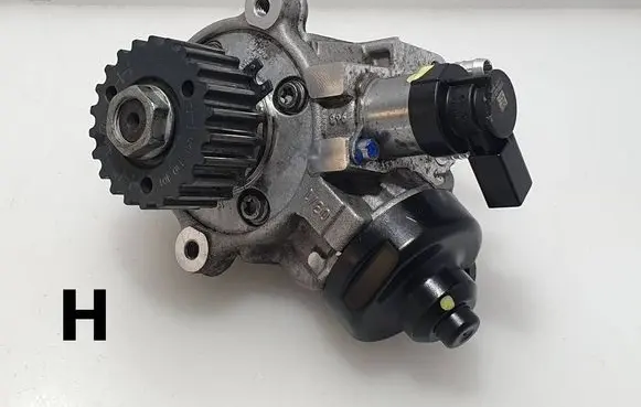 Volkswagen Tiguan Fuel injection high pressure pump 04L130755D 0445010537 09070516