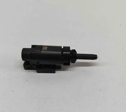 Citroen DS7 Crossback Brake pedal sensor switch 9813503180