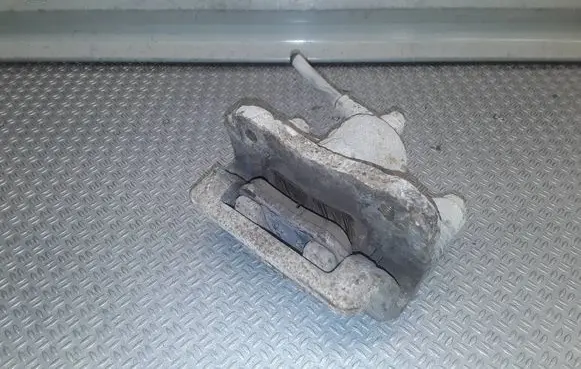 KIA Sportage Rear brake caliper 