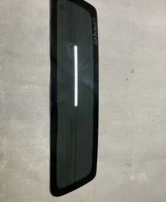Nissan Navara D23 Rear windscreen/windshield window 