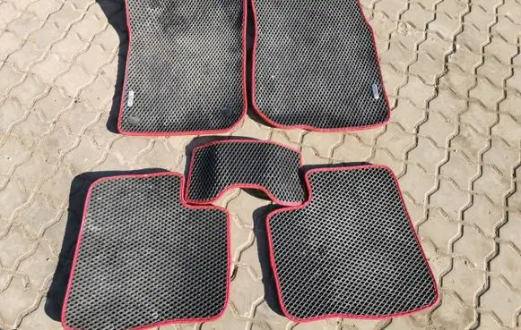 Peugeot 2008 II Car floor mat set 