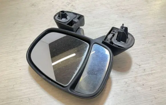 Manual wing mirror