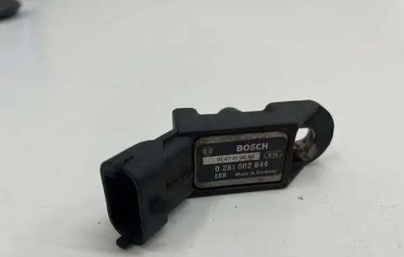 Opel Zafira B Air pressure sensor 0281002844
