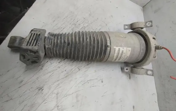 Audi Q7 4L Shock absorber/damper/air suspension 7L8616001 1514000385 168ATE044320CCJ
