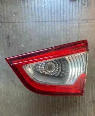 Suzuki SX4 S-Cross Tailgate rear/tail lights