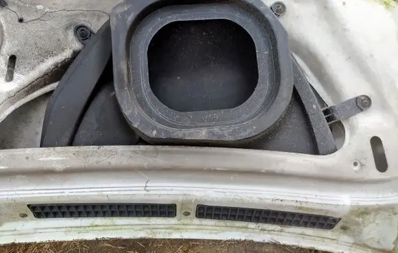 Iveco Daily 6th gen Engine bonnet/hood