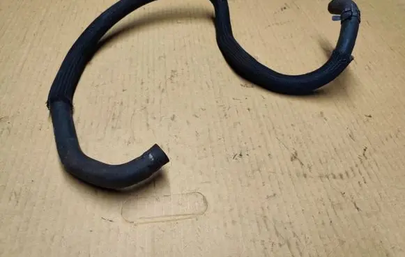 Jeep Grand Cherokee (WJ) Engine coolant pipe/hose