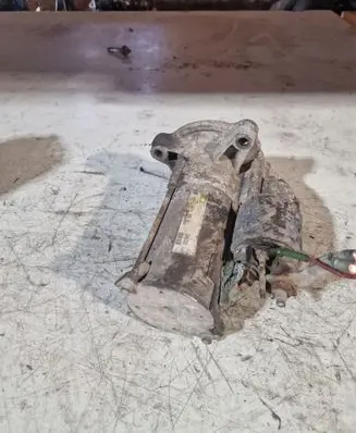 Citroen C4 I Starter motor 9648644680