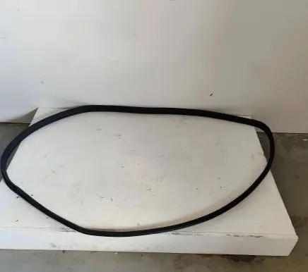 Mercedes-Benz R W251 Front door rubber seal A2516900076