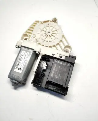 Seat Altea XL Front door window regulator motor 1K0959792M F005S00295 974630103