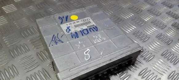 Audi A4 S4 B5 8D Engine control unit/module 8D0907557B