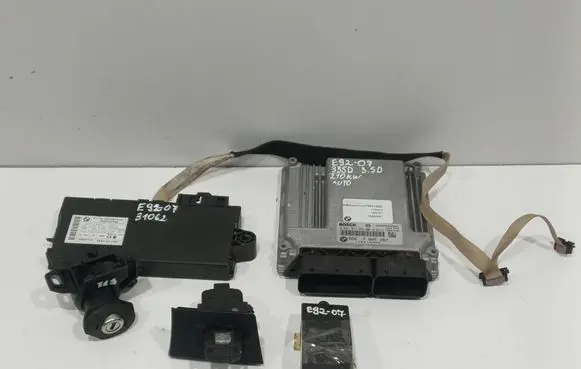BMW 3 E92 E93 Engine ECU kit and lock set 7805287 6943814 6954719
