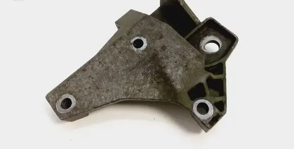 Volvo XC60 Engine mounting bracket 6G926P096ED