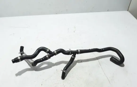 Volvo V60 Engine coolant pipe/hose 31465025