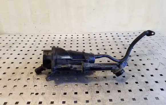 Opel Zafira C Oil breather separator 55575980 565581915 70367396