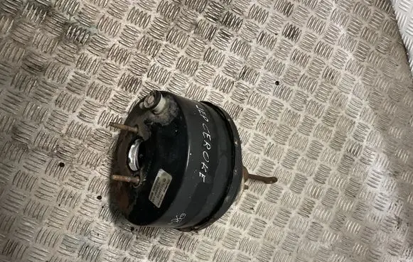 Jeep Cherokee XJ Brake booster