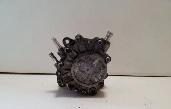 Audi A6 S6 C6 4F Vacuum pump 03G145209