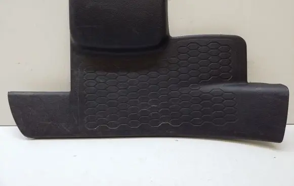 Dodge Durango Rear sill trim cover 1NC85DX9AD