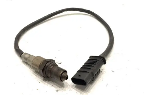 BMW 5 G30 G31 G38 Lambda probe sensor 8593852