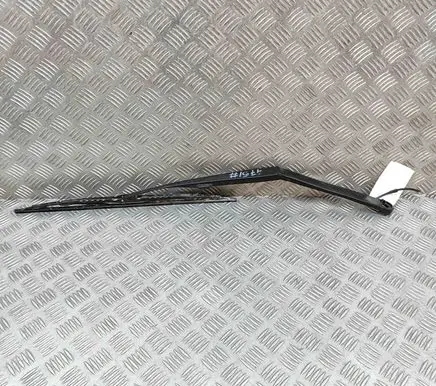 Nissan 350Z Windshield/front glass wiper blade 28886CD005
