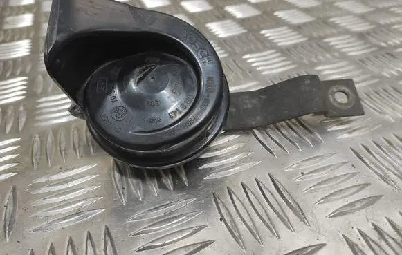 Nissan Primera Horn signal 3881157