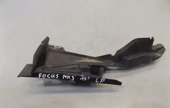 Ford Focus Front bumper mounting bracket