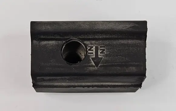 Jeep Grand Cherokee Tailgate/trunk/boot lid buffer 05109694AA 55113346AA
